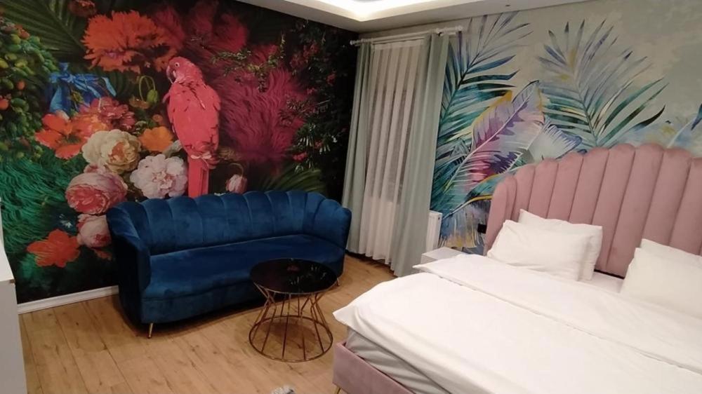 Hola Suites Hotel Istanbul Exteriör bild